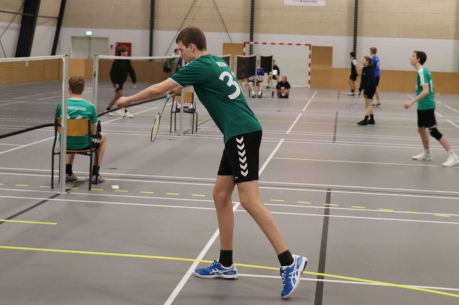 Badminton